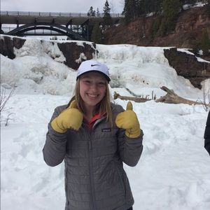 Meet your Posher, Samantha